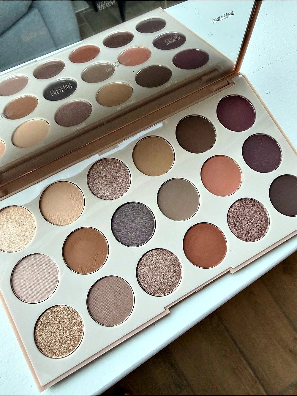Morphe Truth or Bare Artistry Palette Eyeshadow in Pink & Brown